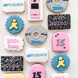 Y2K cookies.