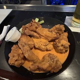 10 Jumbo Wings