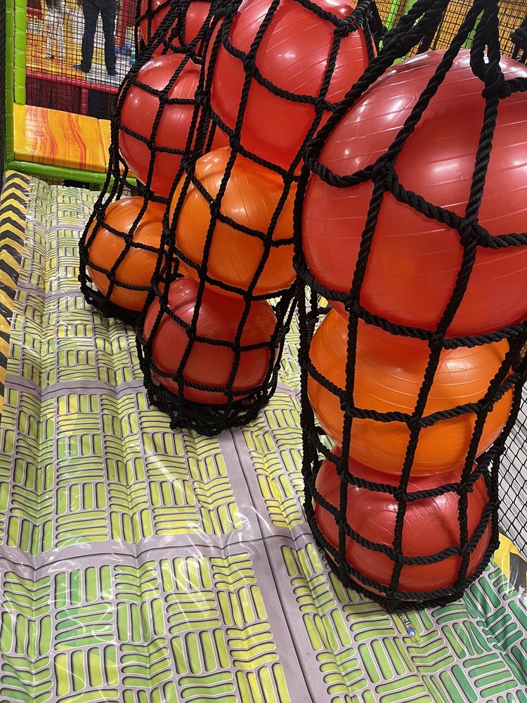 UPTOWN JUNGLE FUN PARK LAVEEN Updated August 2024 29 Photos & 18 Reviews 6310 S 35th Ave