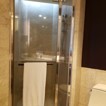 New World Makati Hotel - Hotels Near Me - Makati, NCR