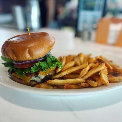 Point 22 POINT 22 TAVERN - Updated October 2024 - 115 Photos & 161 Reviews ...