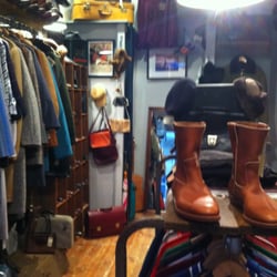 Duke's Vintage - Je veux la malle jaune ! Et les bottes ! Et les montures de lunettes vintage ! Raaaa...!