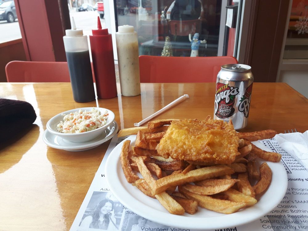 Mel's Fish & Chips Logo