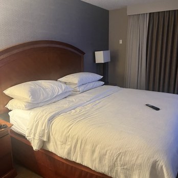 Embassy Suites by Hilton El Paso - Hotels Near Me - El Paso, Texas Embassy Suites by Hilton El Paso - Hotels Near Me - El Paso, Texas