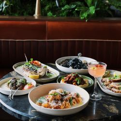 Red Herring Restaurant & Bar