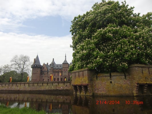 De Haar Castle by null