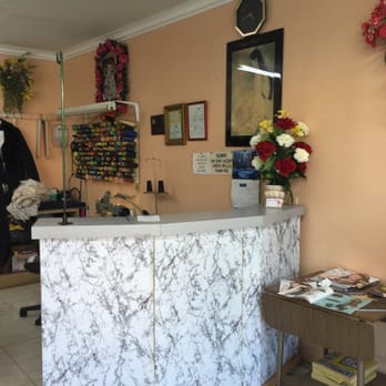 Linda's Tailor - Inside - Sewing & Alterations Near Me - San Jose, California Linda's Tailor - Inside - Sewing & Alterations Near Me - San Jose, California