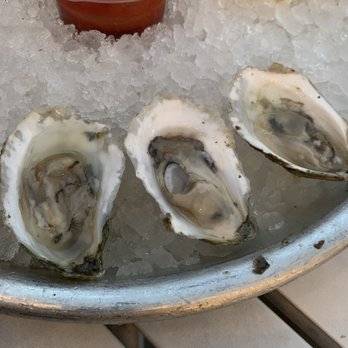 Sandia Saloon - a platter of oysters on a bed of ice - Beer Bar Near Me - Albuquerque, New Mexico