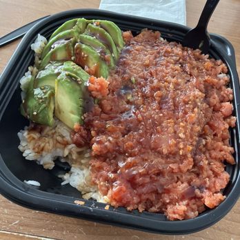 Yogis Grill - Spicy Tuna Bowl with Extra Spicy Tuna - Japanese Near Me - Mesa, Arizona Yogis Grill - Spicy Tuna Bowl with Extra Spicy Tuna - Japanese Near Me - Mesa, Arizona