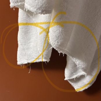 Oceanfront Lodge - Frayed towels - Hotels Near Me - Crescent City, California