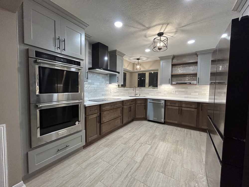 Slide of MCM Construction & Roofing