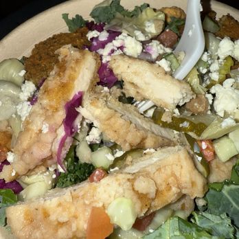Hummus Republic - Crispy chicken.....It'd like they reheated it..... - Mediterranean Near Me - Fresno, California Hummus Republic - Crispy chicken.....It'd like they reheated it..... - Mediterranean Near Me - Fresno, California