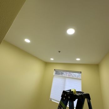 Plasma Electric - Electricians Near Me Plasma Electric - Electricians Near Me