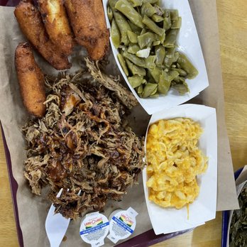 Caino's BBQ at the Red Barn - Barbeque Near Me - Hubert, North Carolina