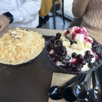 Sulbing Cafe - Blueberry Cheesecake  Misookgaru - Desserts Near Me - Centennial, Colorado