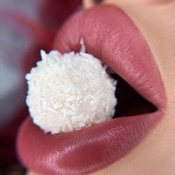 Lash Mama Studio - Lip Blush