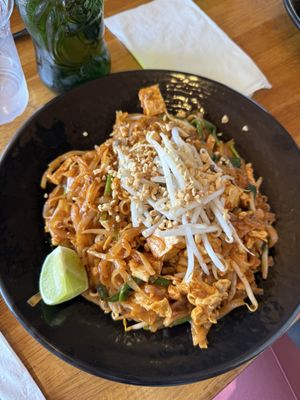 Saffron Thai by null