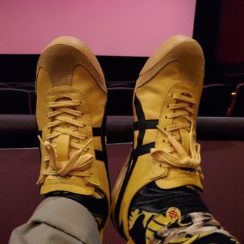 AMC Lynnhaven 18 - #nw Yellow Rose. - Cinema Near Me - Virginia Beach, Virginia