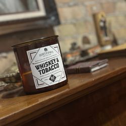 Elgin Cigar and Art - Candle esthetic