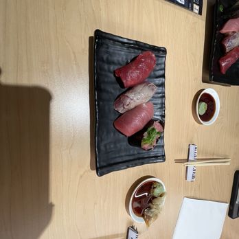 Waka Sakura - Tuna Lovers - Conveyor Belt Sushi Near Me - Gardena, California