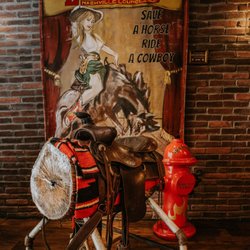 Daisy's Nashville Lounge