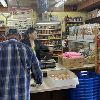 Roma Market - Delis Near Me - Pasadena, California