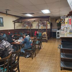 Thai Food Express - Inside on a Saturday evening