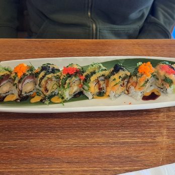 Issho Asian Cuisine - Best Spider roll Ive had in a lonnng time. - Chinese Near Me - Berwyn, Pennsylvania Issho Asian Cuisine - Best Spider roll Ive had in a lonnng time. - Chinese Near Me - Berwyn, Pennsylvania