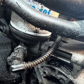 Valvoline Instant Oil Change - A fine example of Valvoline Craftsmanship. - Oil Change Stations Near Me - Round Rock, Texas Valvoline Instant Oil Change - A fine example of Valvoline Craftsmanship. - Oil Change Stations Near Me - Round Rock, Texas