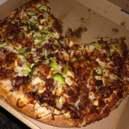 Indian Style Garlic Chicken Pizza