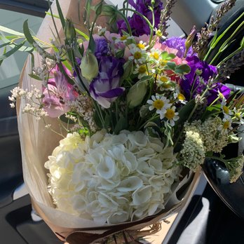 Cypress Florist - Flower arrangement ! - Florists Near Me - Cypress, California Cypress Florist - Flower arrangement ! - Florists Near Me - Cypress, California