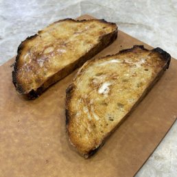 Makes delicous toast