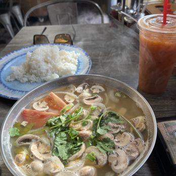 Sriracha Thai Restaurant - Tom Yum Soup super delicious here - Thai Near Me - Carson, California