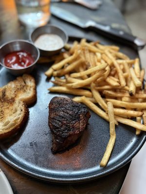 Earls Kitchen + Bar by null