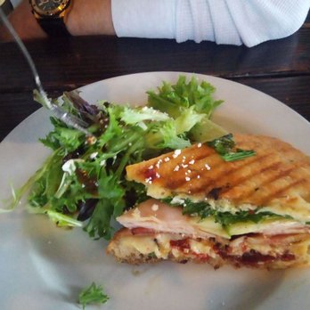 Bloom Coffee & Kitchen - Coffee & Tea Near Me - Roseville, California