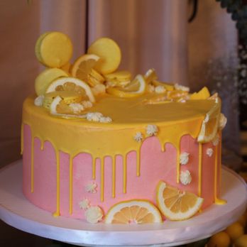 Fluffy Thoughts Cakes - Bakeries Near Me - McLean, Virginia
