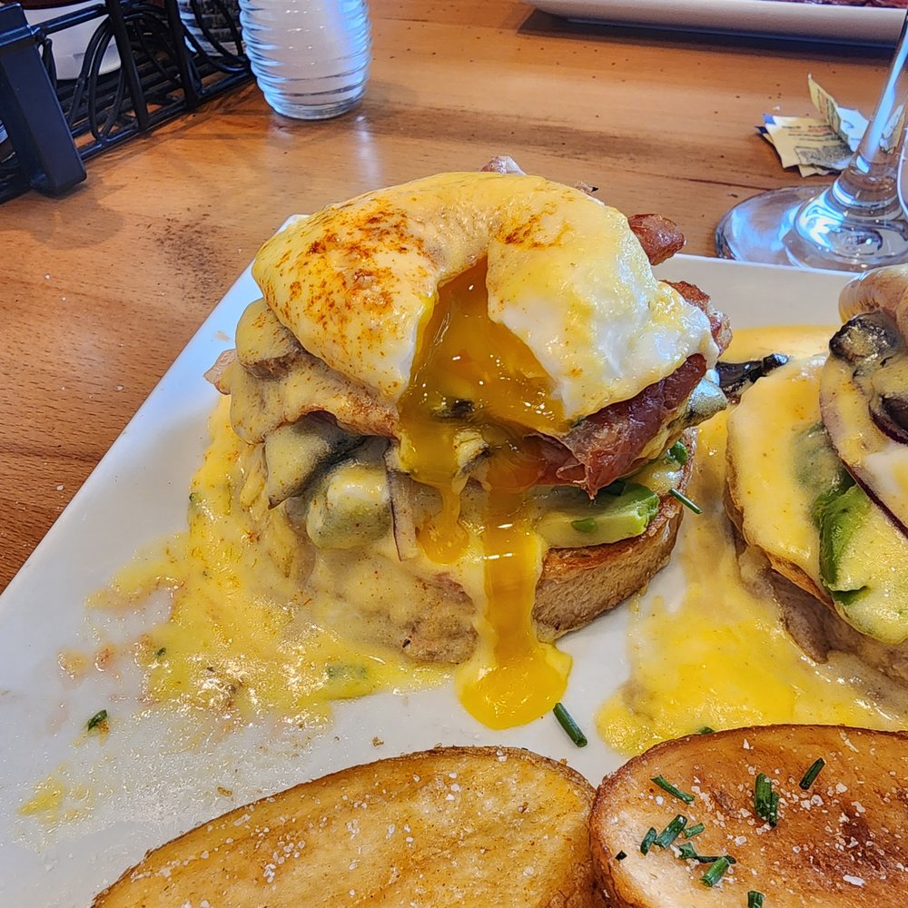 Eggspresso - Breakfast & Brunch Near Me - Petaluma, California