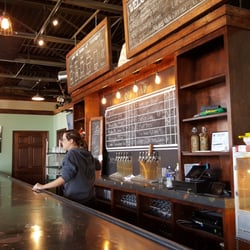 Torrent Brewing Company - Bar