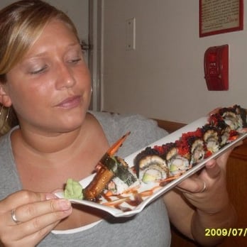 Wok and Roll Karaoke Chinatown - Flying Dragon Roll - Karaoke Near Me - Washington, DC, District of Columbia Wok and Roll Karaoke Chinatown - Flying Dragon Roll - Karaoke Near Me - Washington, DC, District of Columbia