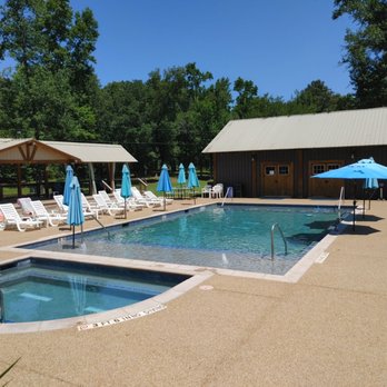 Purple Peacock Resort - S Basically the best place to relax EVER!!!Hot tub, Salt water pool and Dance Club! - Resorts Near Me - Palestine, Texas Purple Peacock Resort - S Basically the best place to relax EVER!!!Hot tub, Salt water pool and Dance Club! - Resorts Near Me - Palestine, Texas