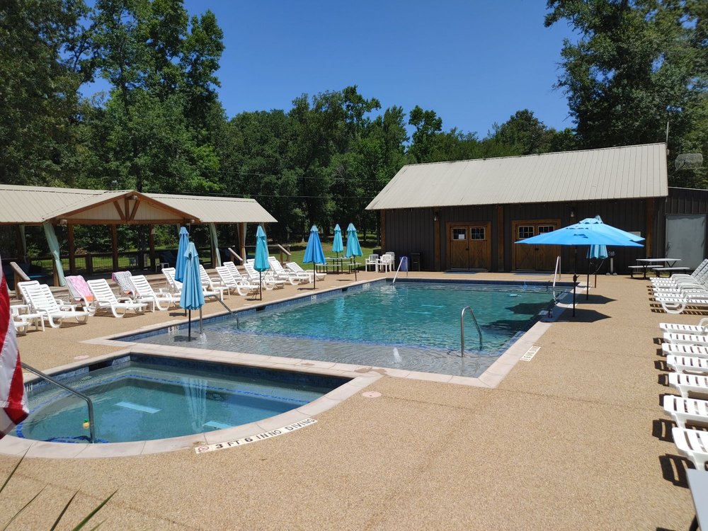 Purple Peacock Resort - Photo 1