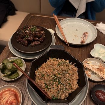 Yeobo Darling - Yeobo, Darling kalbi & banchan crispy anchovy, koshihikari rice - Taiwanese Near Me - Menlo Park, California Yeobo Darling - Yeobo, Darling kalbi & banchan crispy anchovy, koshihikari rice - Taiwanese Near Me - Menlo Park, California