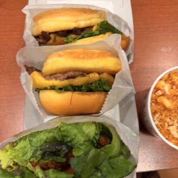 Shake Shack Stamford - Burgers Near Me - Stamford, Connecticut Shake Shack Stamford - Burgers Near Me - Stamford, Connecticut
