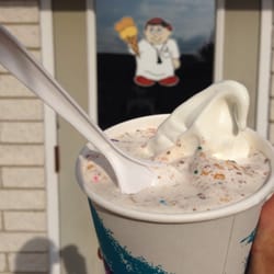 Doc's Shake Shoppe - One of my childhood favorites. Gold brick flurry.