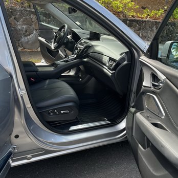 WASHD - Mobile Detailing - Side passenger interior view - Auto Detailing Near Me - Honolulu, Hawaii