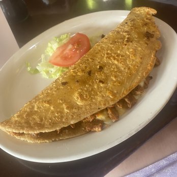 Quesadilla La Reyna Del Sur - Soy Barbacoa de Soya Quesadilla - Mexican Near Me - Chicago, Illinois