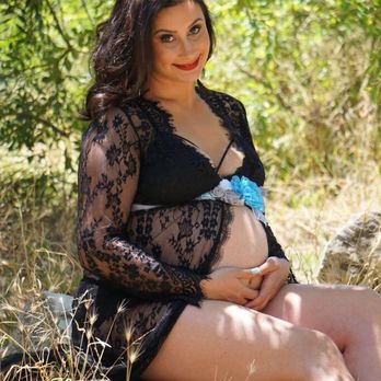 Glam by Alexis - Maternity photo shoot - Makeup Artists Near Me - San Diego, California Glam by Alexis - Maternity photo shoot - Makeup Artists Near Me - San Diego, California