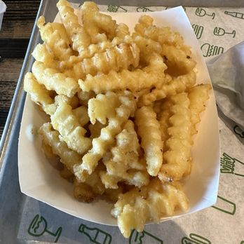 Shake Shack Winter Park - Burgers Near Me - Winter Park, Florida Shake Shack Winter Park - Burgers Near Me - Winter Park, Florida