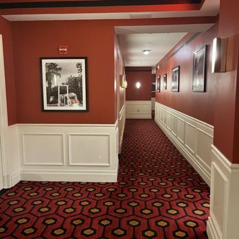 Gild Hall, A Thompson Hotel - Hallway - Hotels Near Me - New York, New York Gild Hall, A Thompson Hotel - Hallway - Hotels Near Me - New York, New York