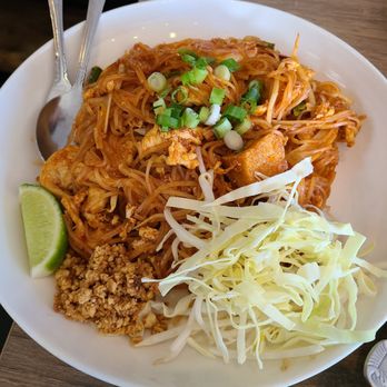Blue Mango - Combo Pad Thai, $21 - Vegetarian Near Me - San Jose, California Blue Mango - Combo Pad Thai, $21 - Vegetarian Near Me - San Jose, California